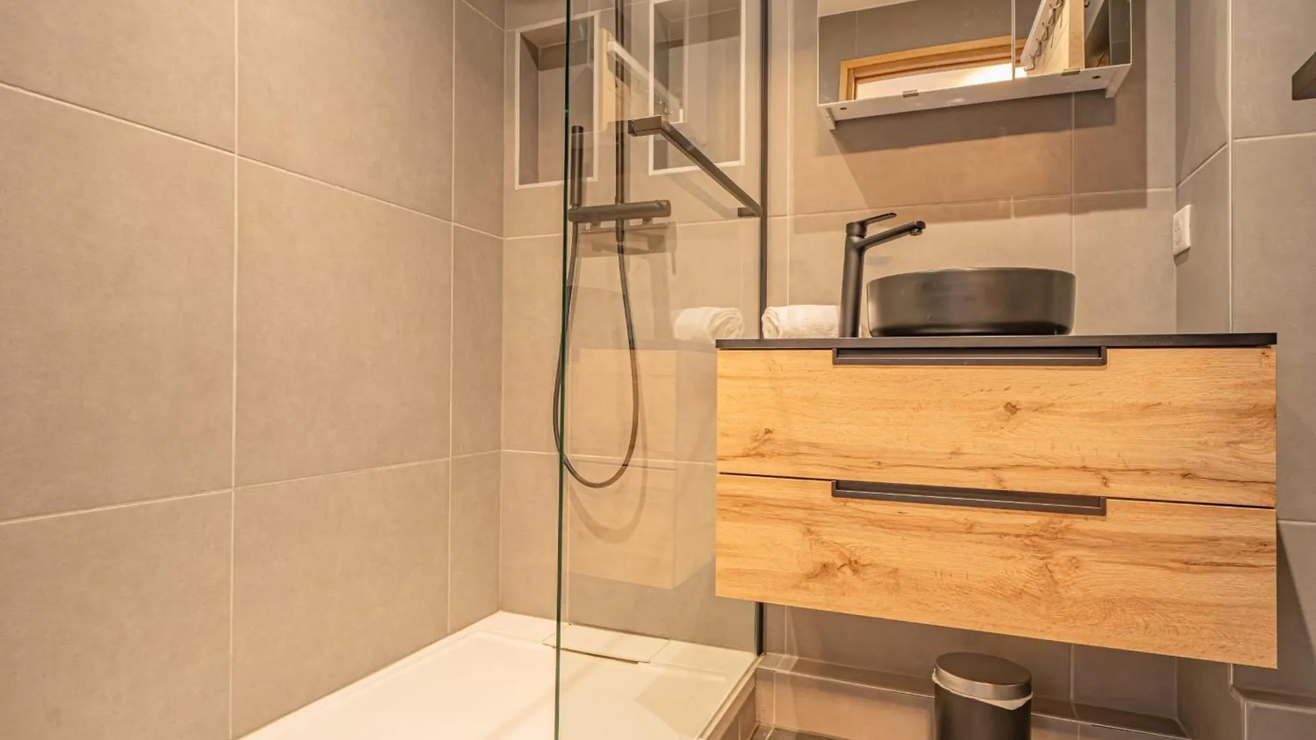 Chamois Blanc Rosieres- Bright 1 Bed Apartment With Amazing Views Chamonix